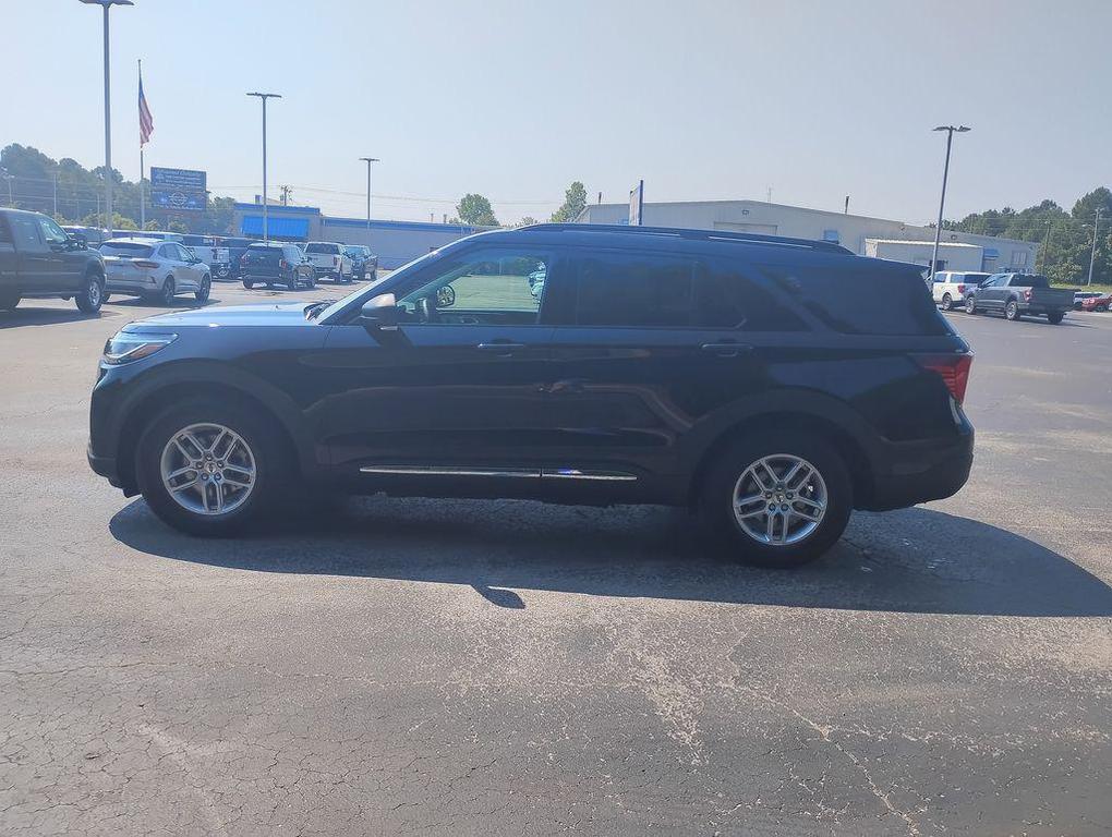 new 2025 Ford Explorer car, priced at $42,260