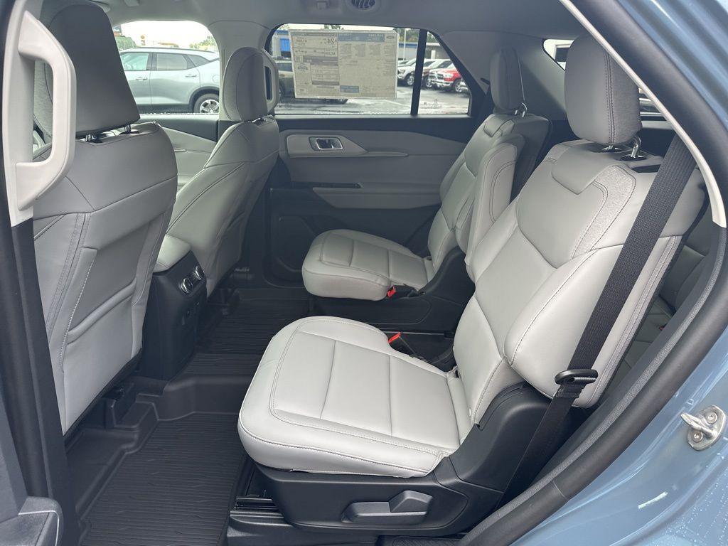 new 2025 Ford Explorer car, priced at $42,857