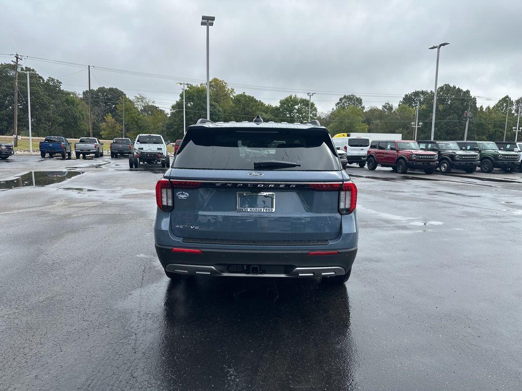 new 2025 Ford Explorer car, priced at $42,857