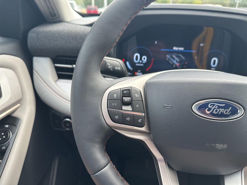 new 2025 Ford Explorer car, priced at $42,857