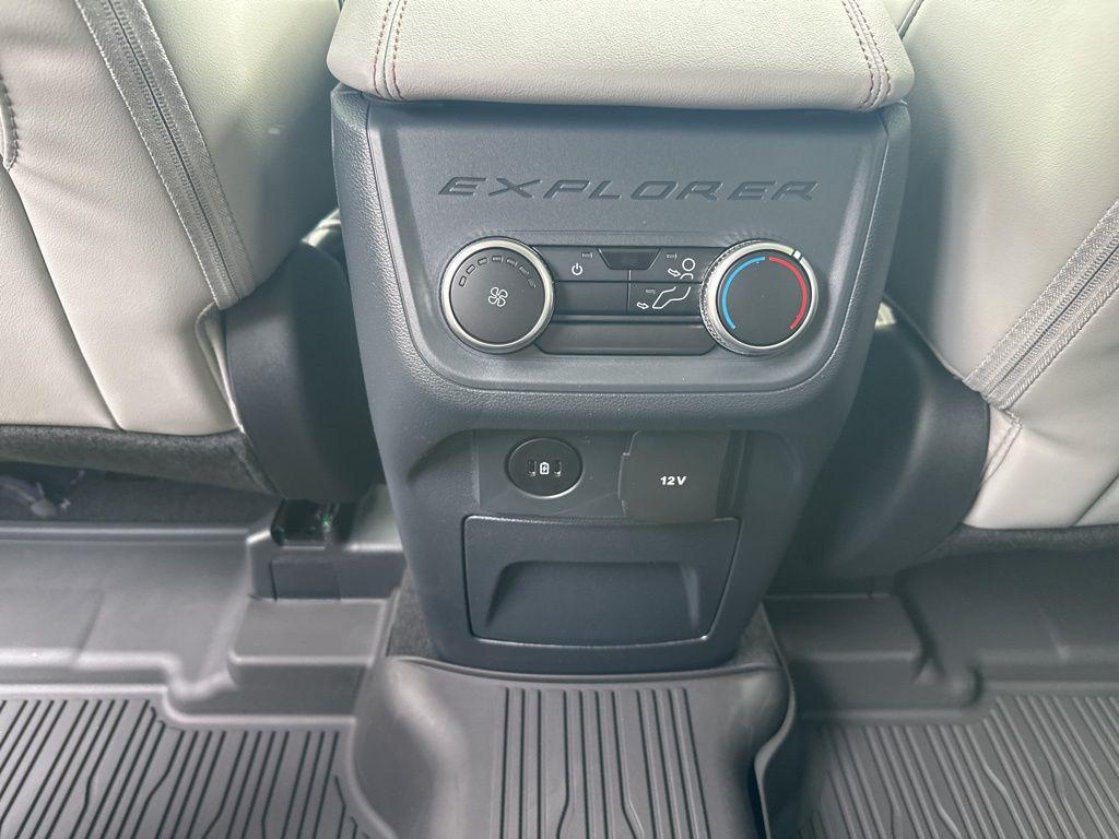 new 2025 Ford Explorer car, priced at $42,857