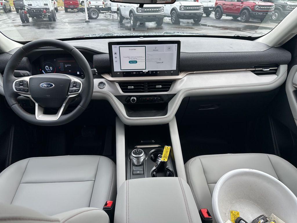 new 2025 Ford Explorer car, priced at $42,857