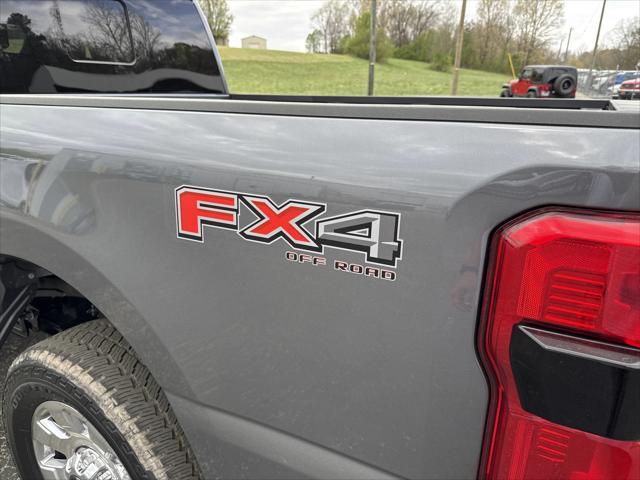 new 2025 Ford F-250 car, priced at $75,250
