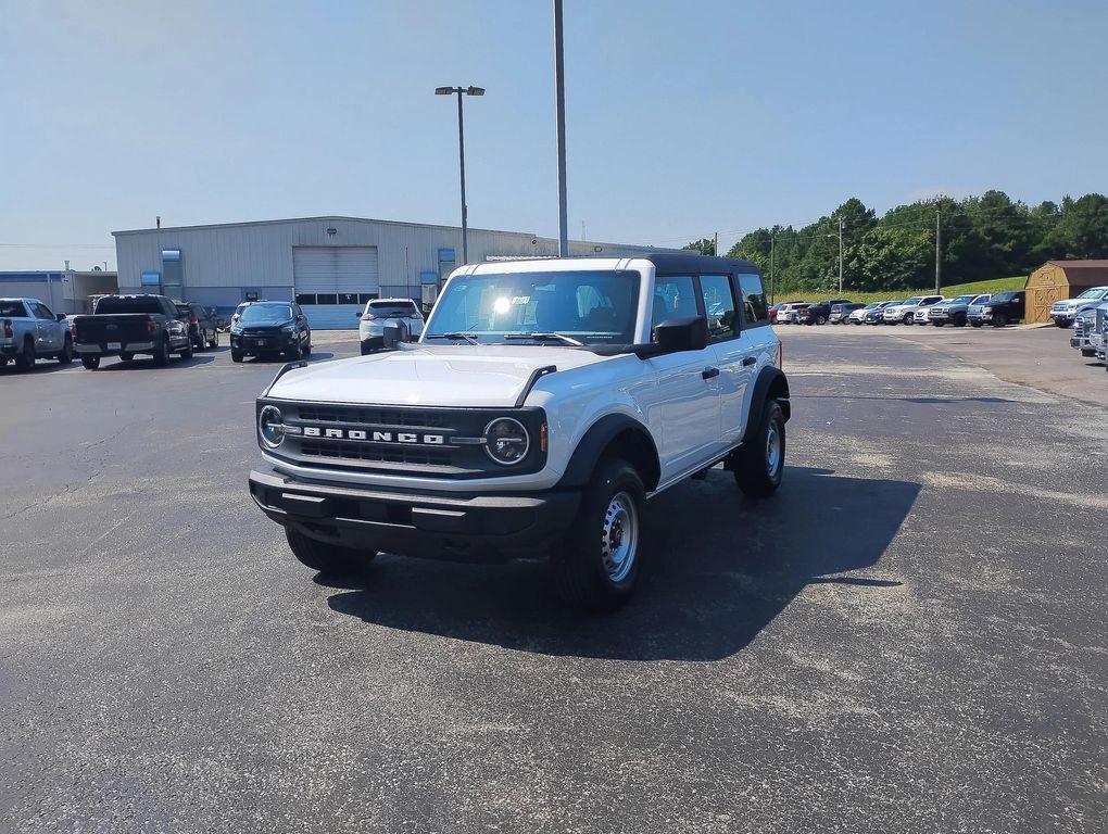 new 2025 Ford Bronco car, priced at $43,037