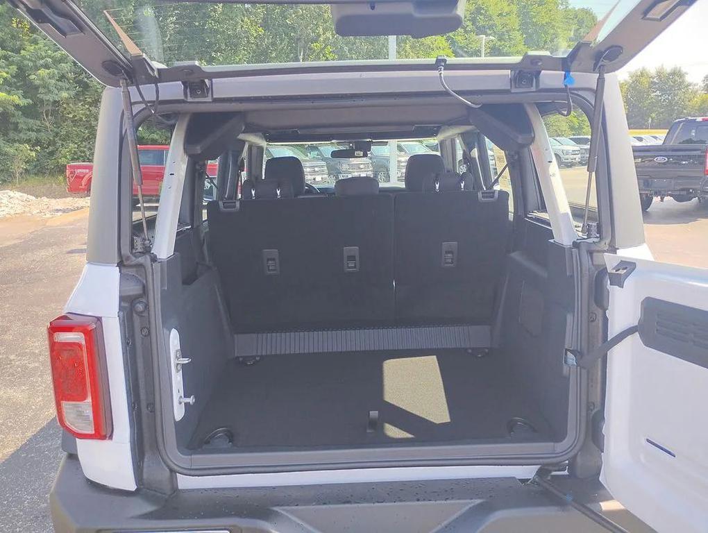new 2025 Ford Bronco car, priced at $43,037