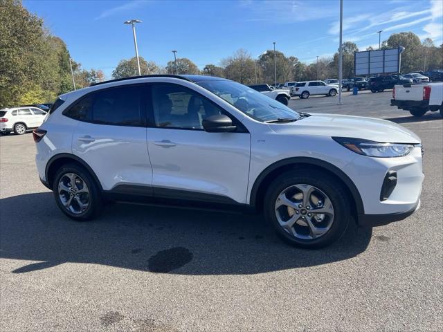 new 2025 Ford Escape car, priced at $33,390