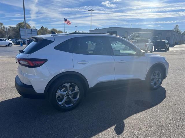 new 2025 Ford Escape car, priced at $33,390