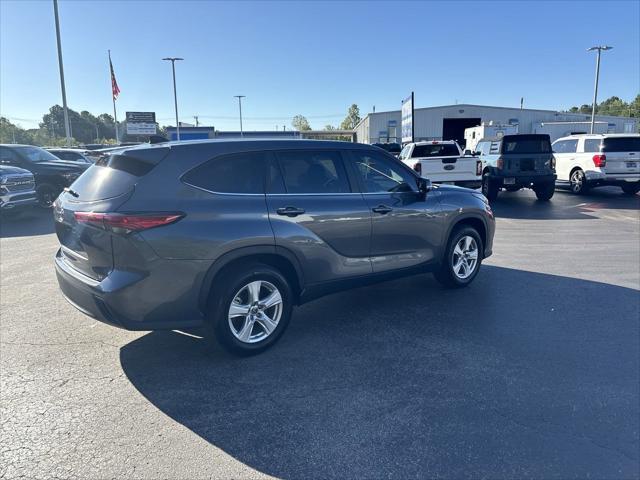 used 2023 Toyota Highlander car, priced at $35,888