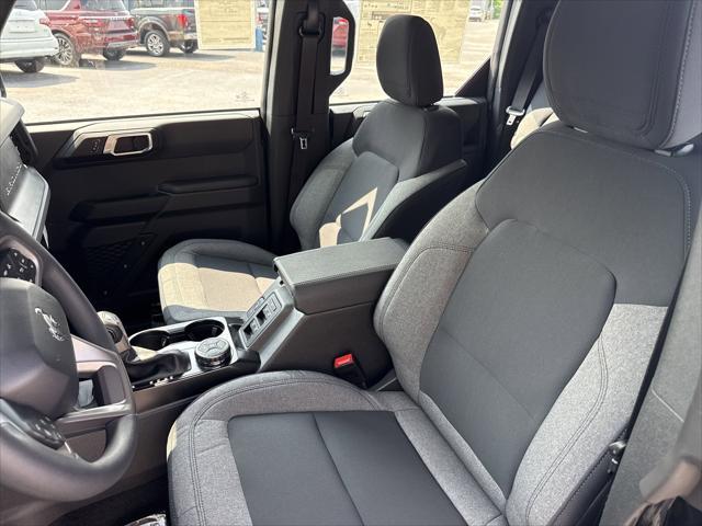 new 2025 Ford Bronco car, priced at $39,502