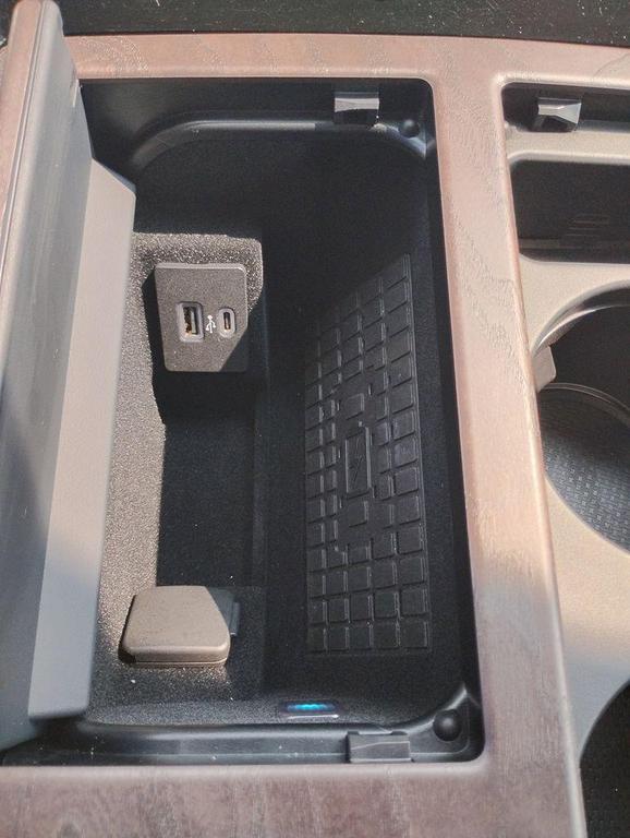 used 2024 Lincoln Navigator car, priced at $69,988