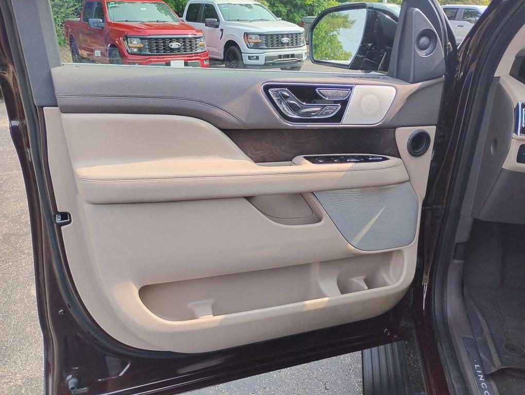 used 2024 Lincoln Navigator car, priced at $69,988