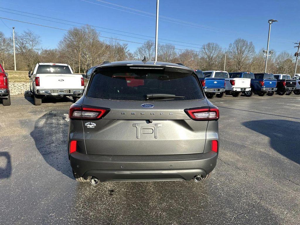 new 2025 Ford Escape car, priced at $32,049