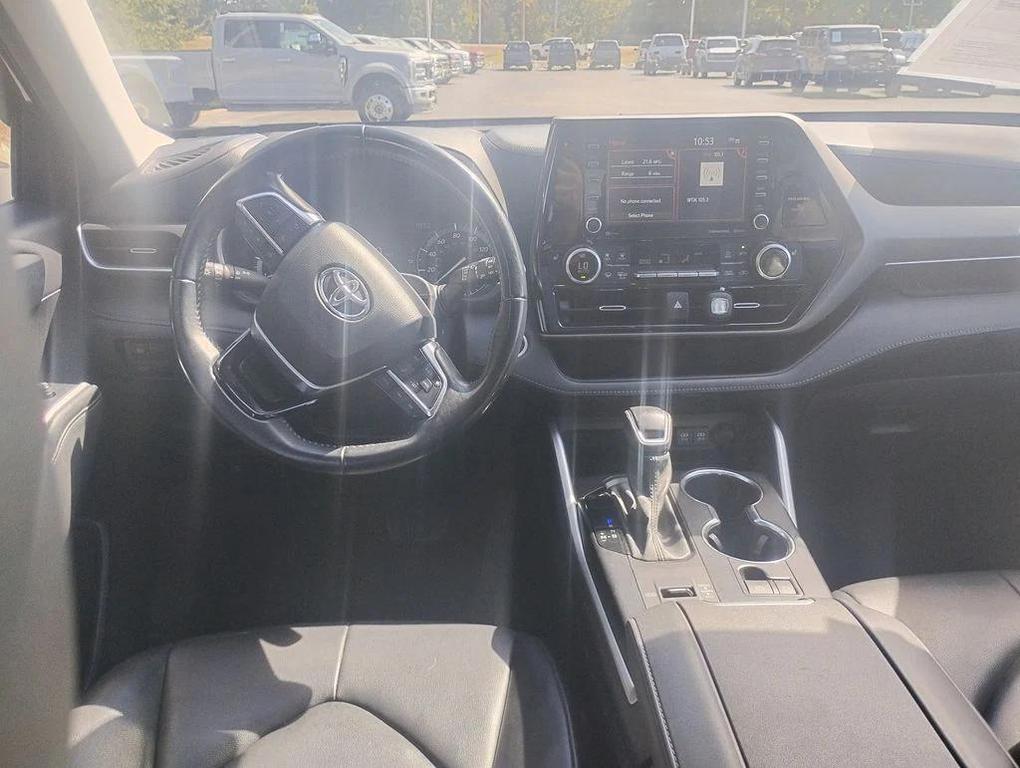 used 2021 Toyota Highlander car, priced at $29,982
