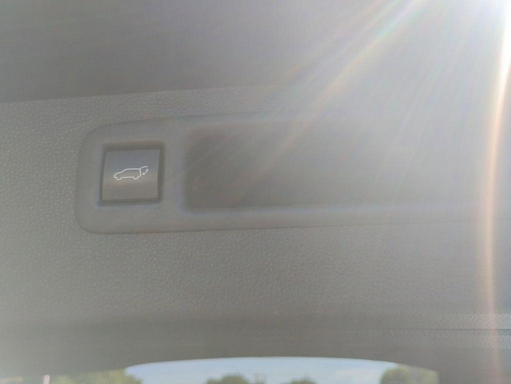 used 2021 Toyota Highlander car, priced at $25,988