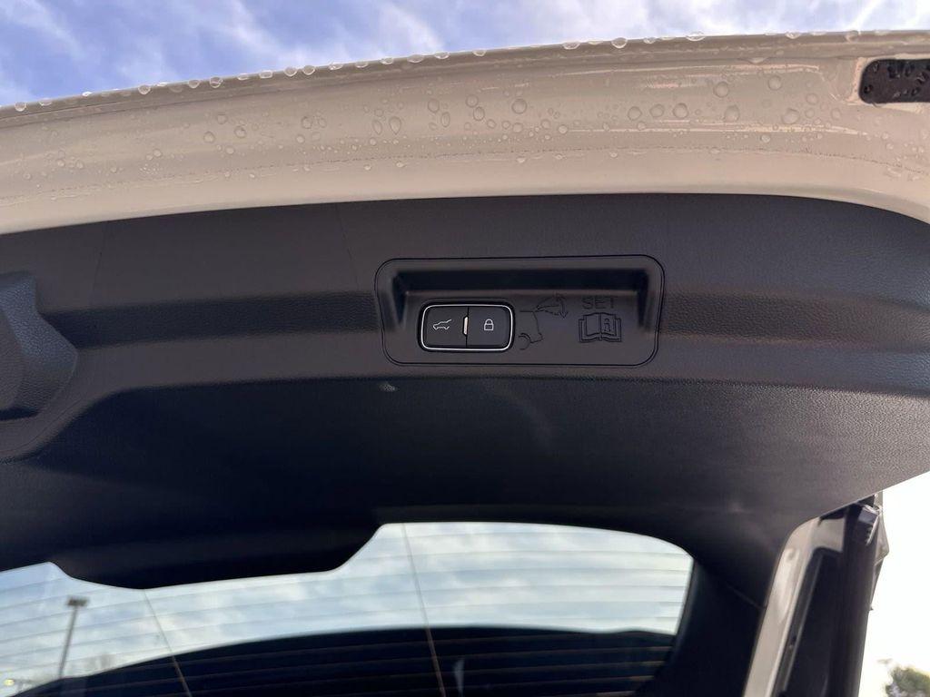 new 2025 Ford Explorer car, priced at $58,645