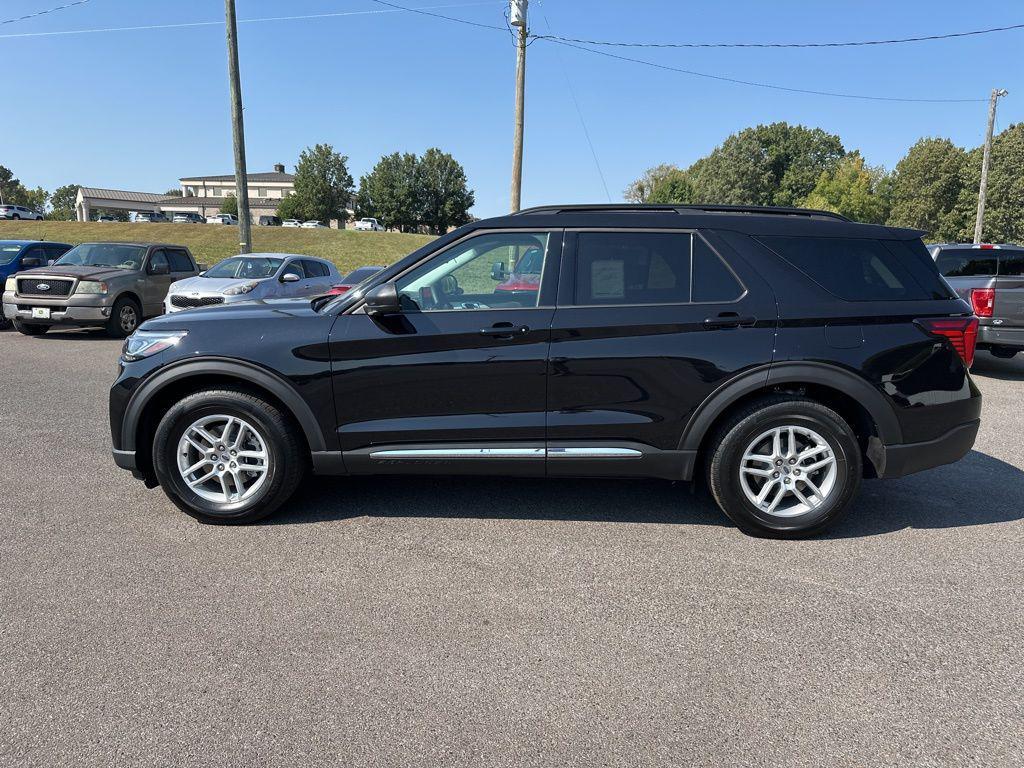 new 2025 Ford Explorer car, priced at $42,676
