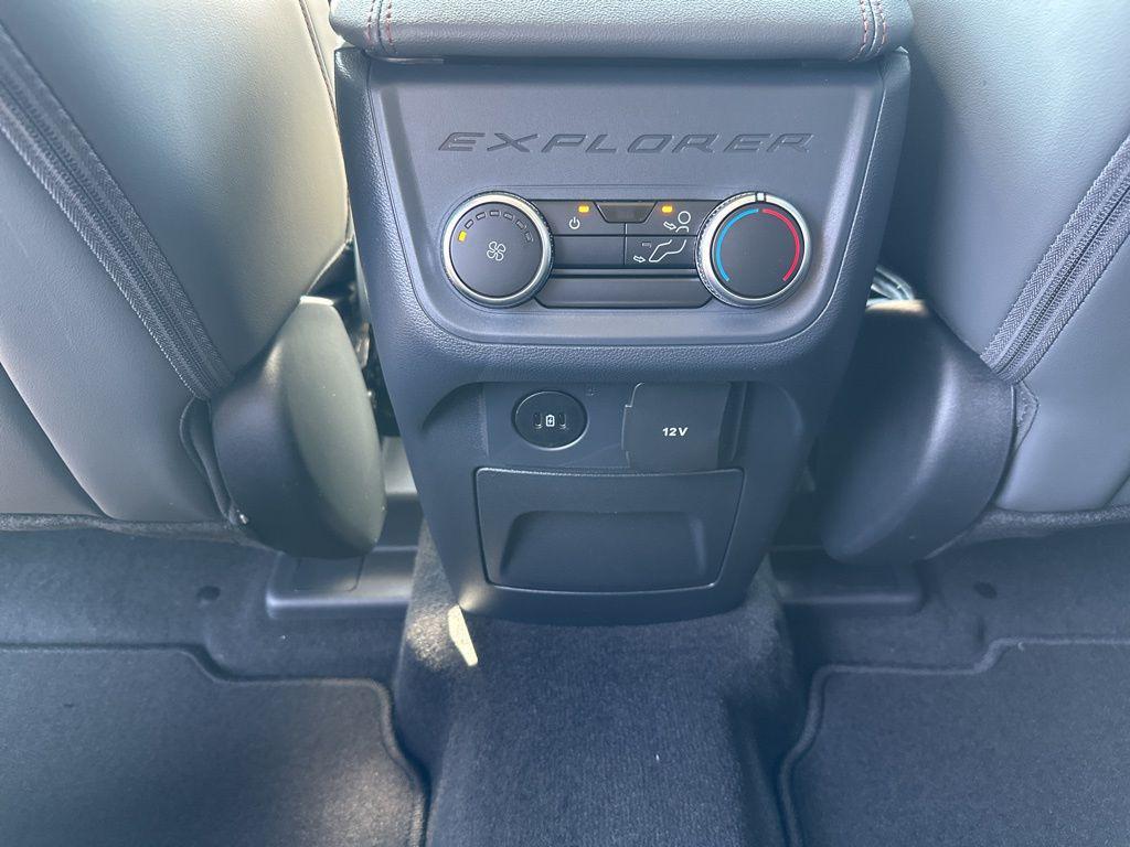 new 2025 Ford Explorer car, priced at $42,676