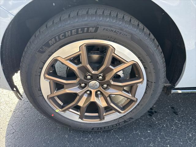 new 2025 Ford Expedition car, priced at $84,564
