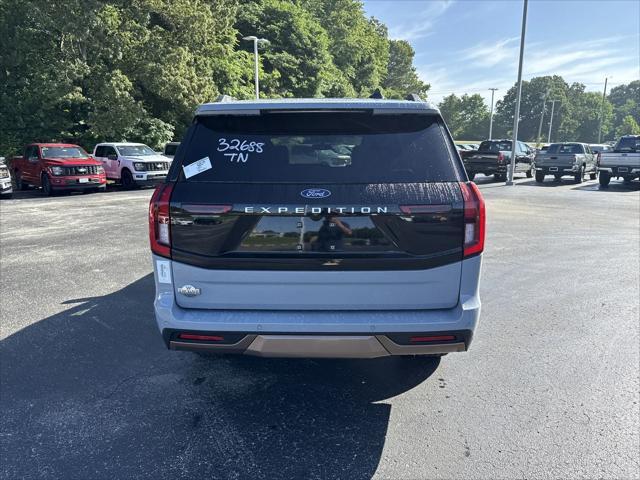 new 2025 Ford Expedition car, priced at $84,564