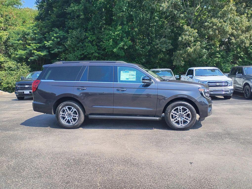 new 2025 Ford Expedition car, priced at $70,489