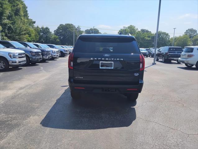 new 2025 Ford Expedition car, priced at $70,489