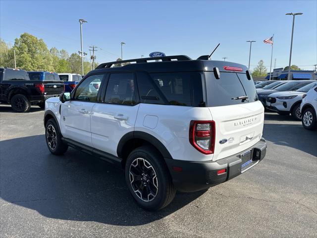 new 2025 Ford Bronco Sport car, priced at $37,063