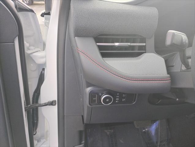 new 2025 Ford Explorer car, priced at $47,011