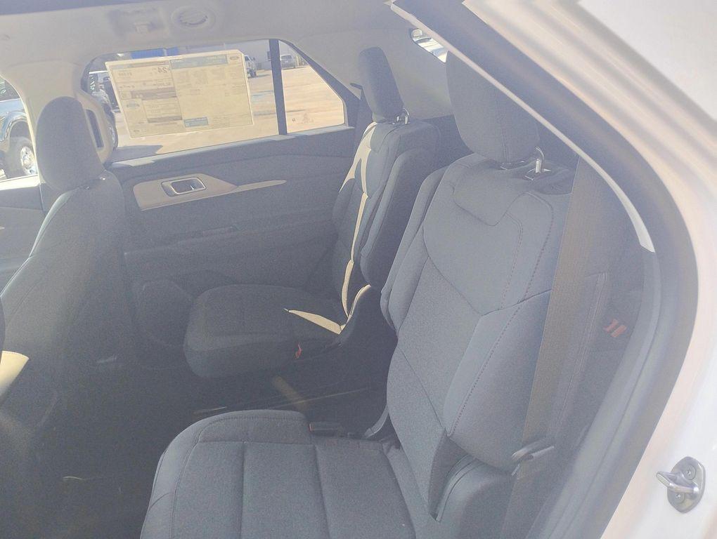 new 2025 Ford Explorer car, priced at $39,919
