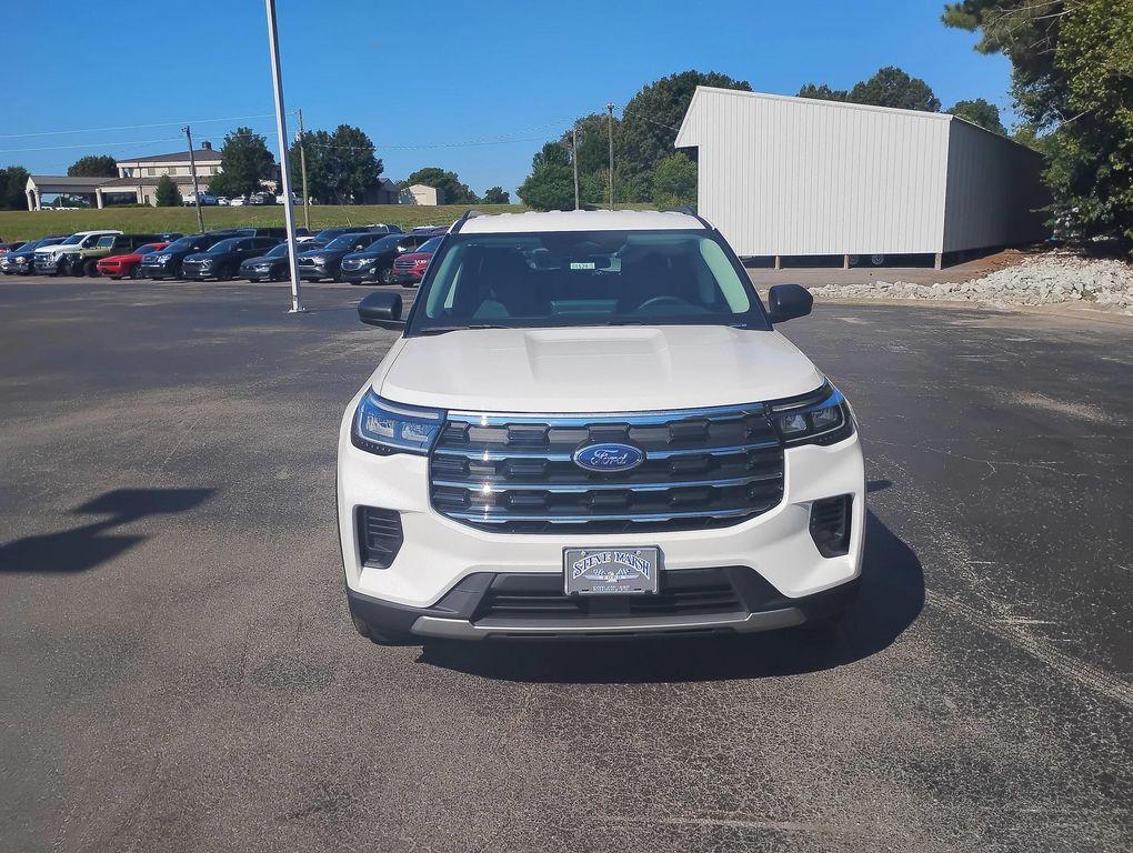 new 2025 Ford Explorer car, priced at $39,919