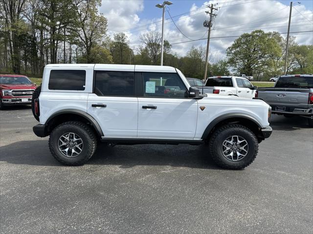 new 2025 Ford Bronco car, priced at $61,366