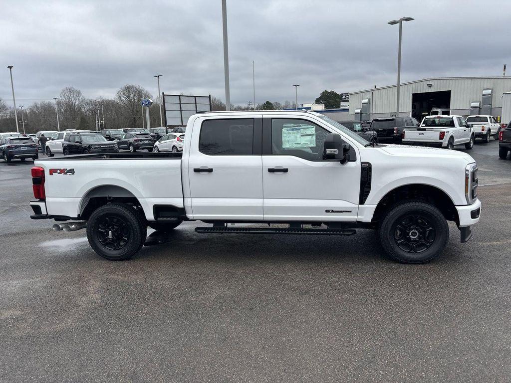 new 2025 Ford F-250 car, priced at $65,693
