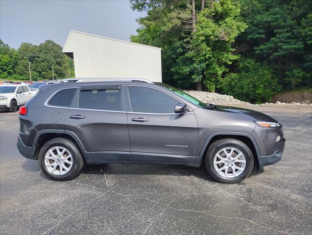 used 2016 Jeep Cherokee car, priced at $7,488