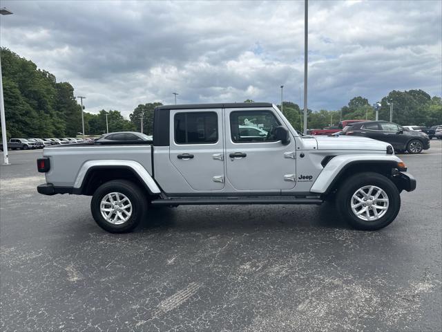 used 2023 Jeep Gladiator car, priced at $31,988