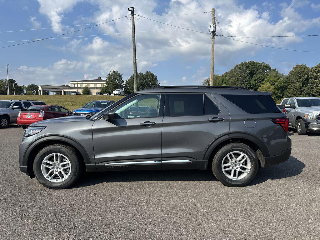 new 2025 Ford Explorer car, priced at $42,414