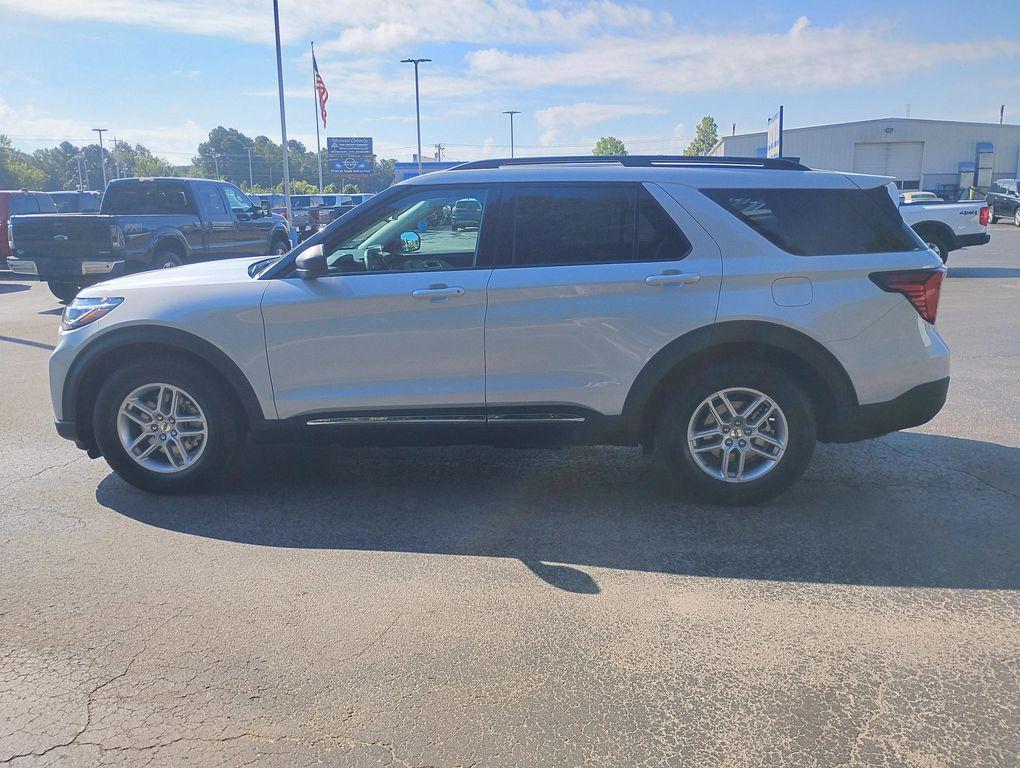 new 2025 Ford Explorer car, priced at $39,193