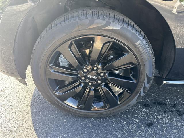 used 2024 Lincoln Navigator car, priced at $79,988