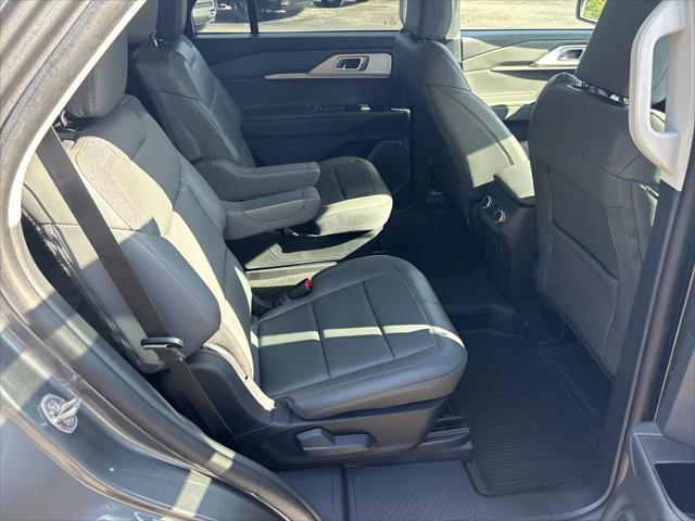 new 2025 Ford Explorer car, priced at $42,794