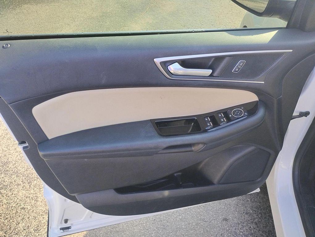 used 2019 Ford Edge car