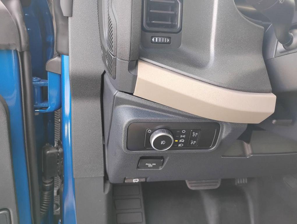 new 2025 Ford Bronco car, priced at $54,579