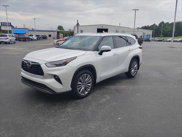 used 2024 Toyota Highlander Hybrid car, priced at $54,888
