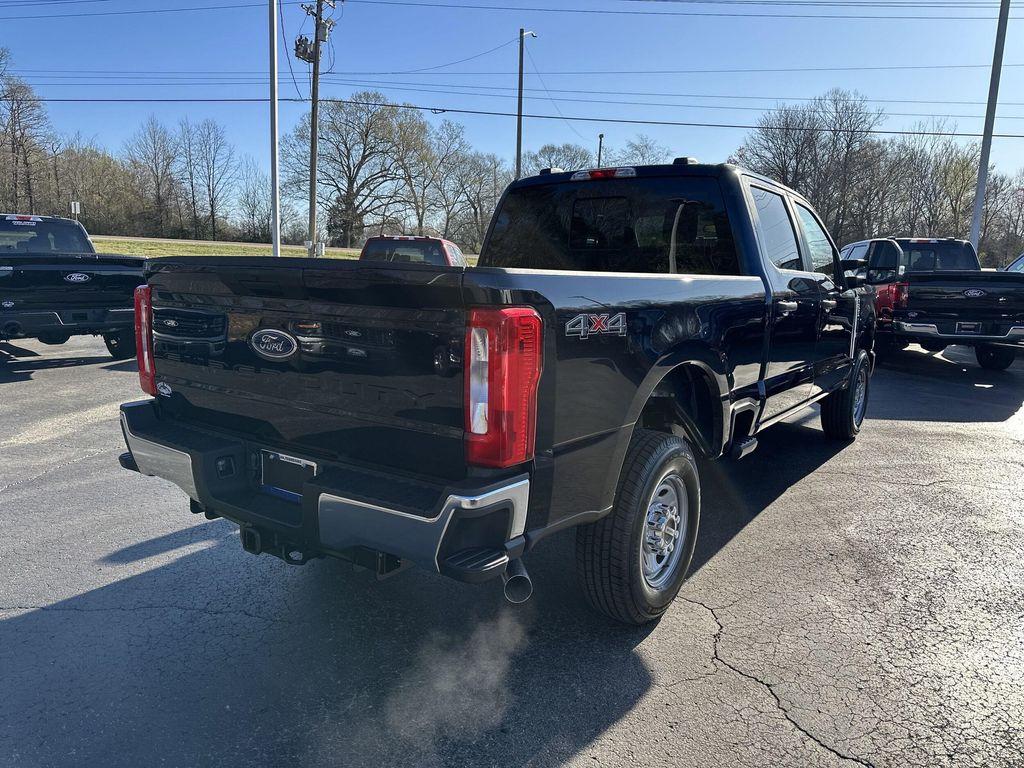 new 2025 Ford F-250 car, priced at $51,926