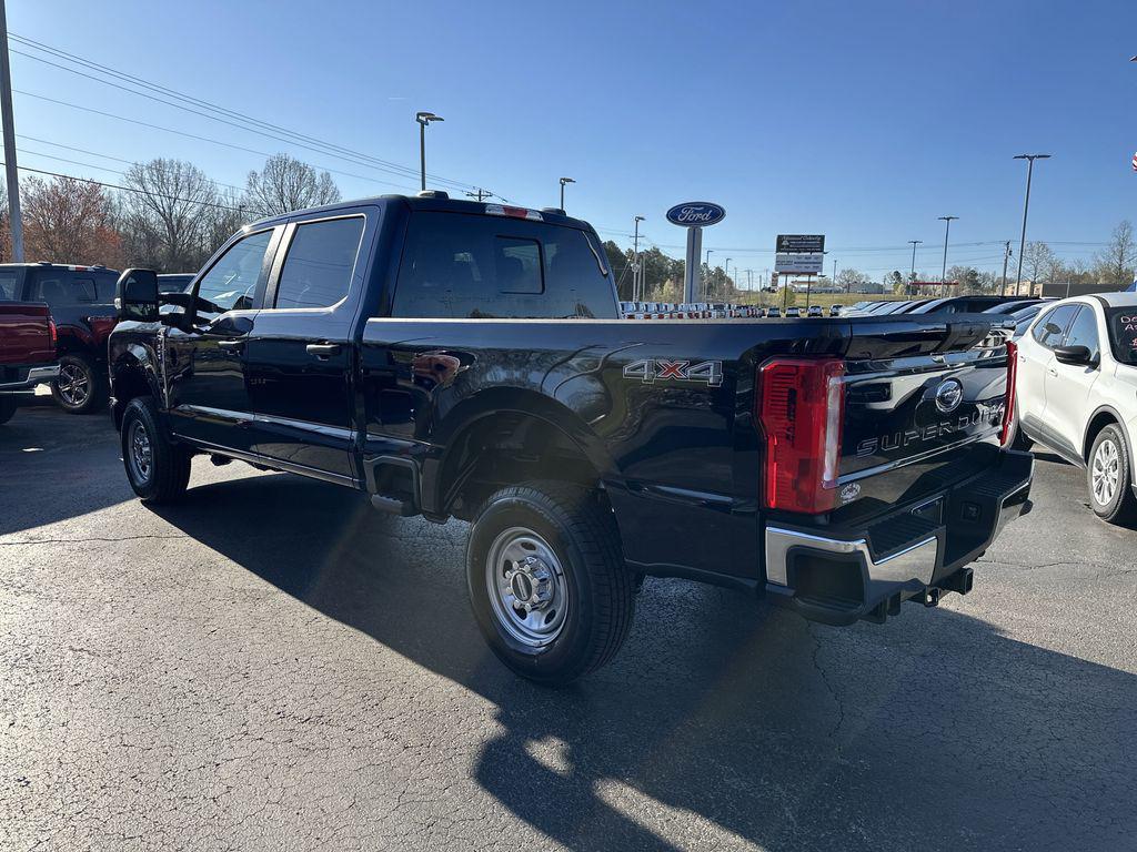 new 2025 Ford F-250 car, priced at $51,926