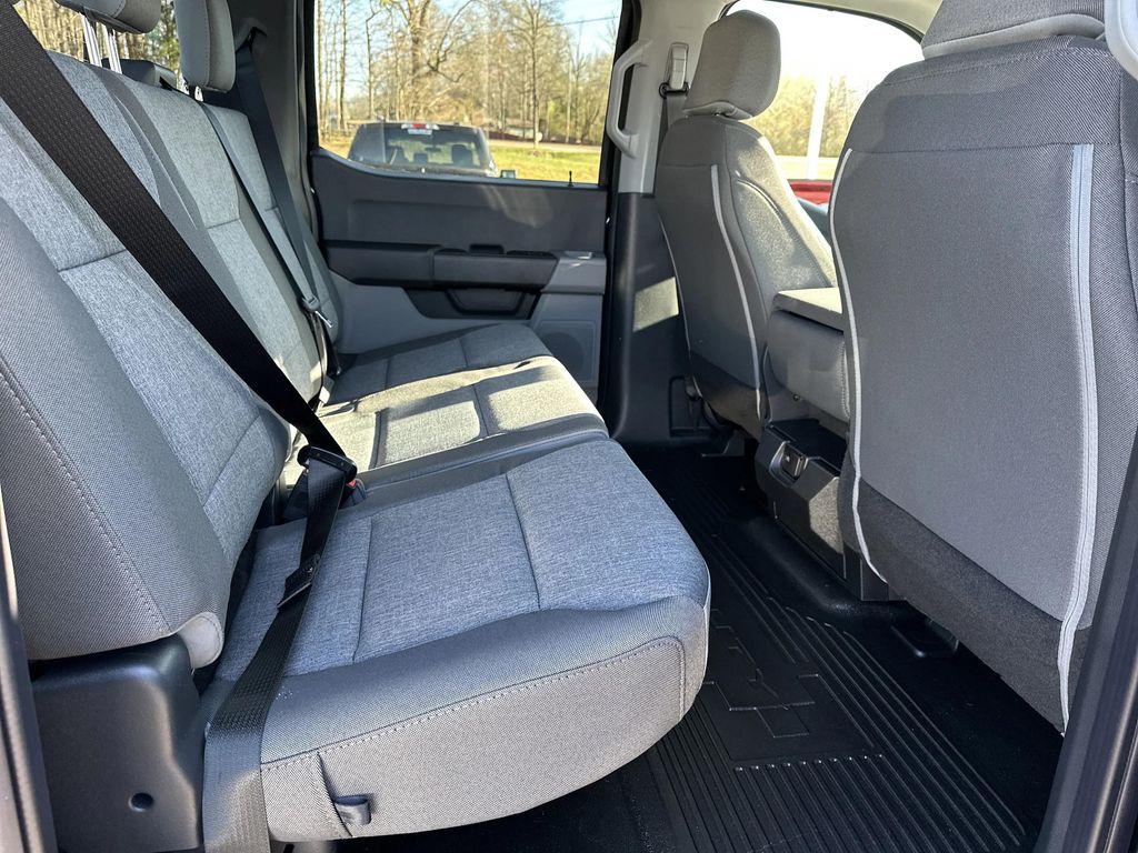 new 2025 Ford F-250 car, priced at $51,926