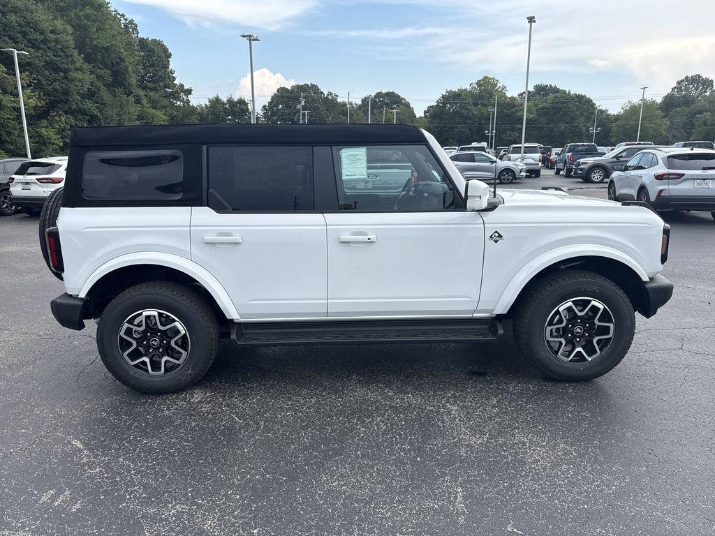 new 2025 Ford Bronco car, priced at $51,837