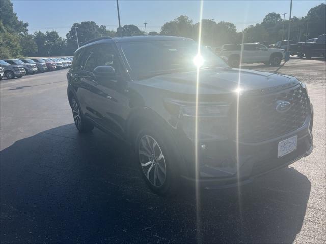 new 2025 Ford Explorer car, priced at $46,559