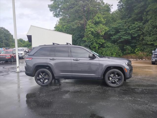 used 2022 Jeep Grand Cherokee car, priced at $24,888