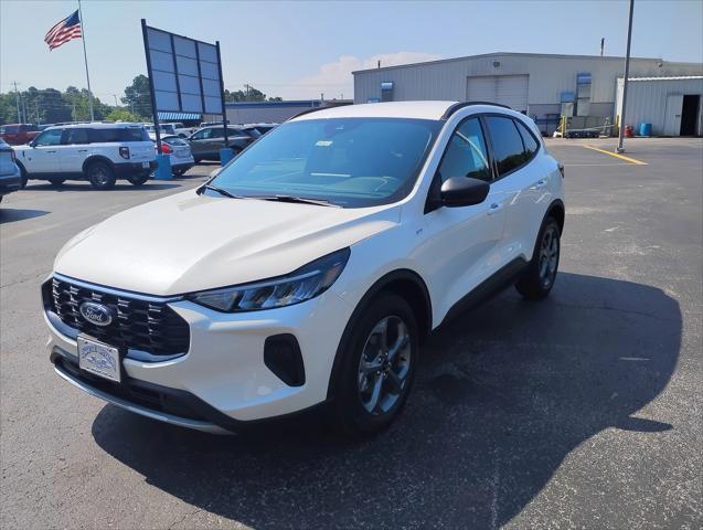 new 2025 Ford Escape car, priced at $35,039