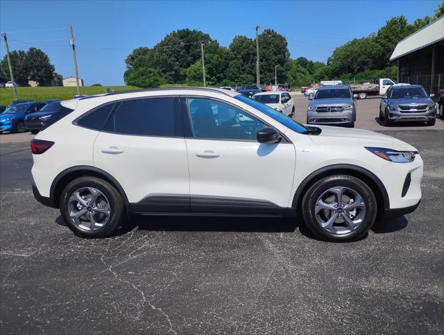new 2025 Ford Escape car, priced at $35,039