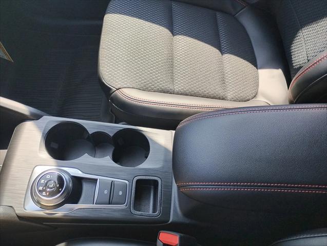 new 2025 Ford Escape car, priced at $35,039