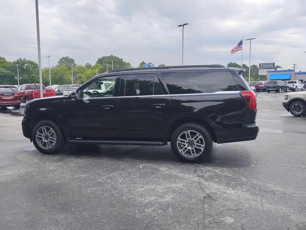 new 2025 Ford Expedition Max car, priced at $72,593